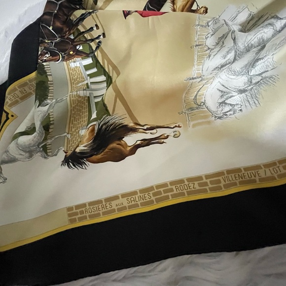 Hermès Silk Scarf - Picture 16 of 16